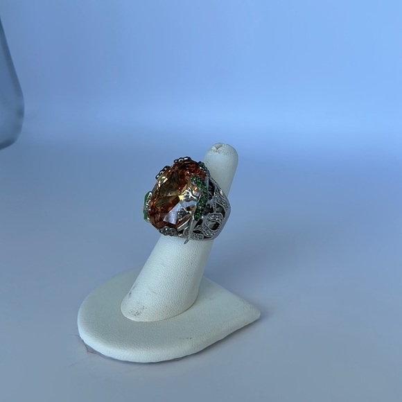 Mega Ring 925 with enamel butterfly and jeweled lizard size 6